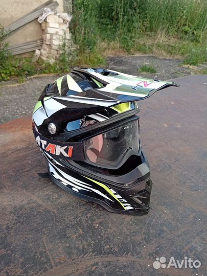 Мото шлем эндуро