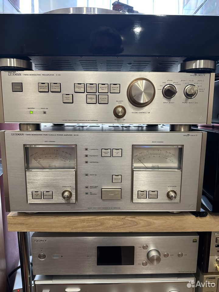 Luxman M-05