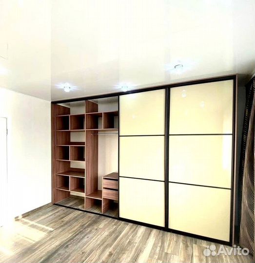 Гардеробный шкаф под ключ