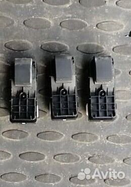 Кнопка стеклоподъемника Mazda 3 BL