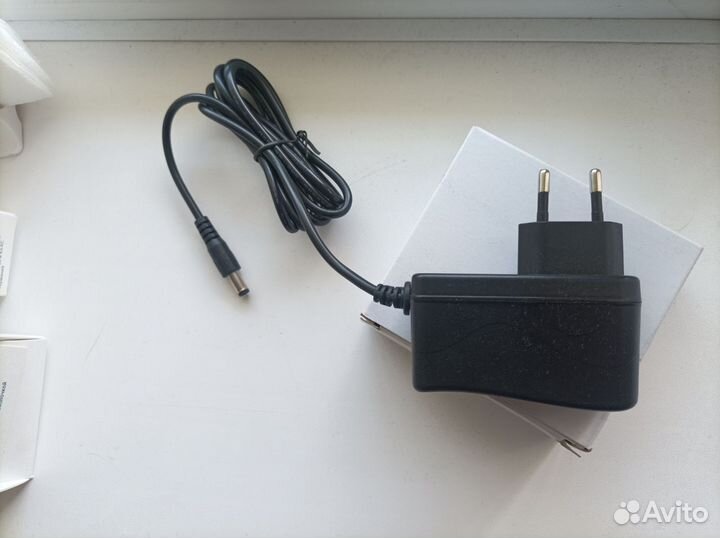 Блок питания 12V 2A (например для роутера)