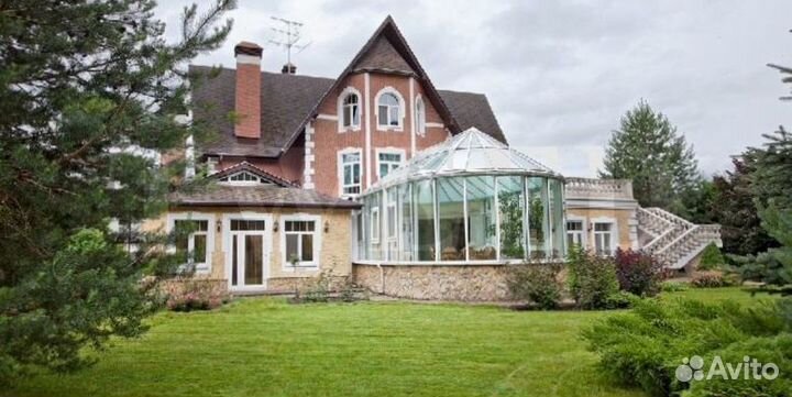 Окно в коттедж