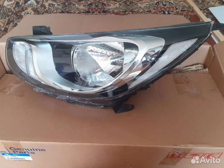 Фара Hyundai левая