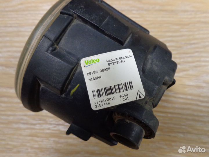 Nissan 26150-8992B фара противотуманная