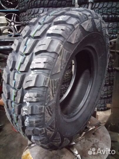 Kumho Road Venture M/T KL71 235/75 R15