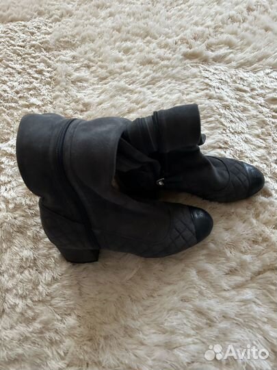 Сапоги Chanel 38