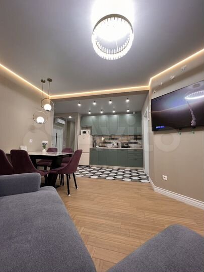 2-к. квартира, 57 м², 14/22 эт.