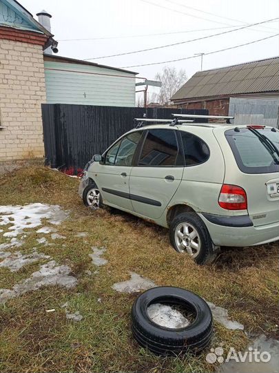 Renault Scenic 1.6 МТ, 2000, битый, 300 000 км