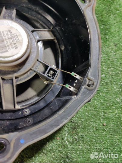 Динамик в дверь задний Audi A6 C6