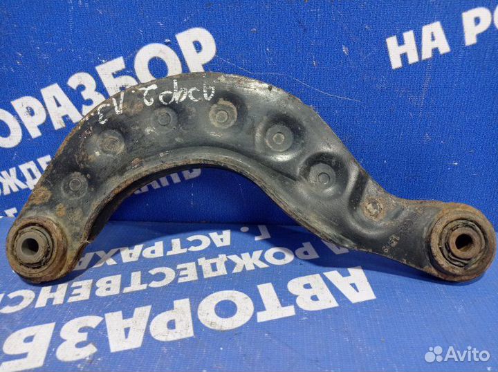 Задний левый рычаг Ford Focus 2 седан 2006