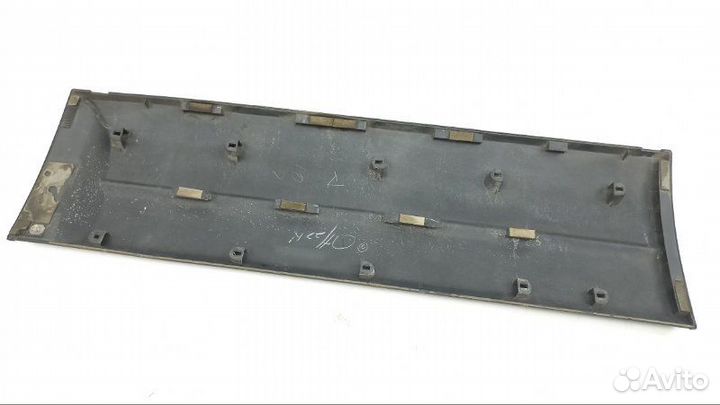 Молдинг на дверь передний левый Suzuki Grand