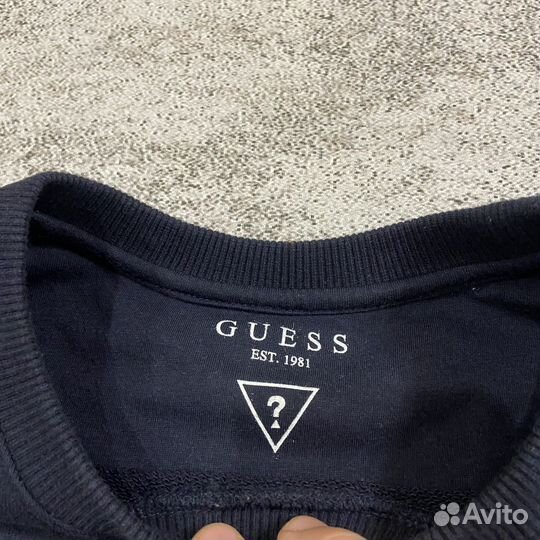 Свитшот Guess