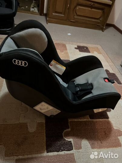 Детское автокресло audi