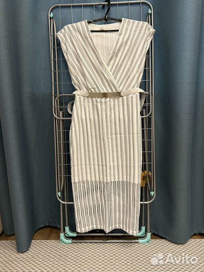 Платье женское 46 48