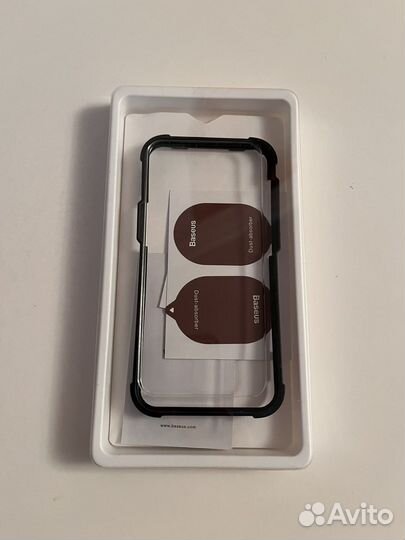 Защитное стекло на iPhone 13 mini