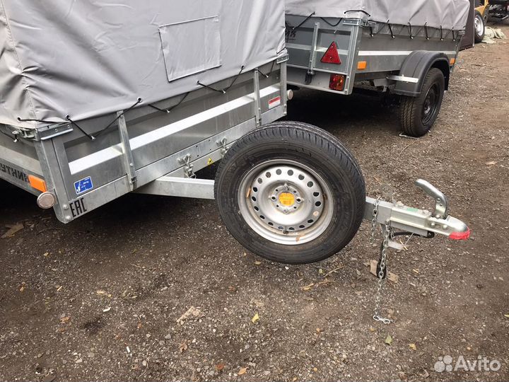 Крепление запасного колеса для прицепа