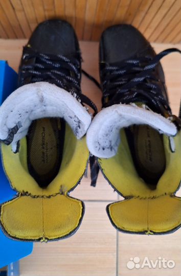 Хоккейные коньки bauer