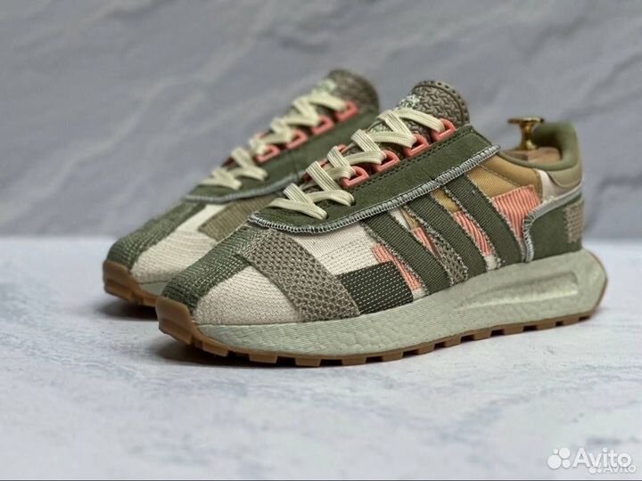 Кроссовки Adidas retropy e5