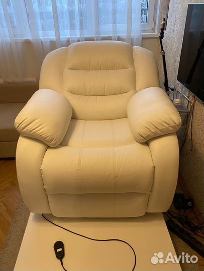 Кресло реклайнер электрическое и стул седло