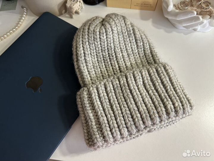 Шапка Zara новая очень теплая