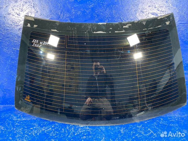 Стекло ветровое заднее Mercedes-Benz C-Class W204