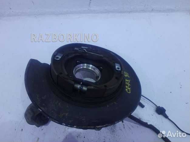 Кулак задний правый Хонда