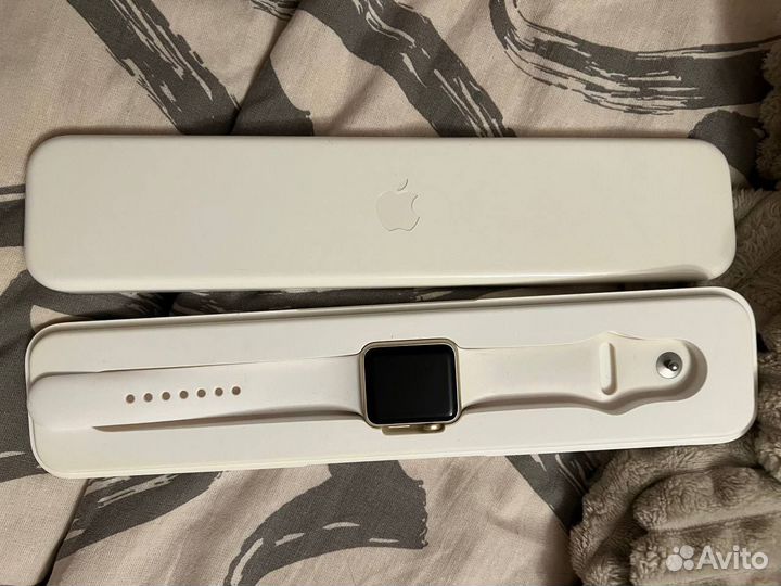 Умные часы Apple Watch Series 2 38мм Aluminum