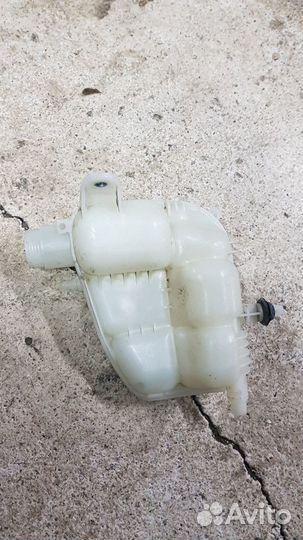 Бачок расширительный BMW X1 F48 2017 8687503