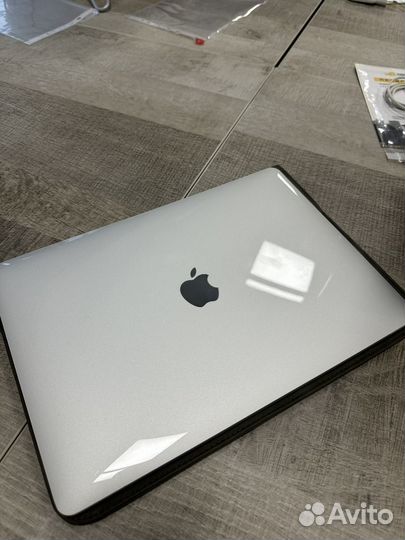 Macbook air m1