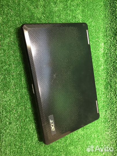 Отличный большой 17 дюймов + 2 ядра + 2 гига+Win7