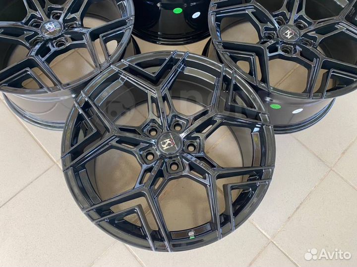 NEW новые диски R 18 5x114.3 диски Vorsteiner