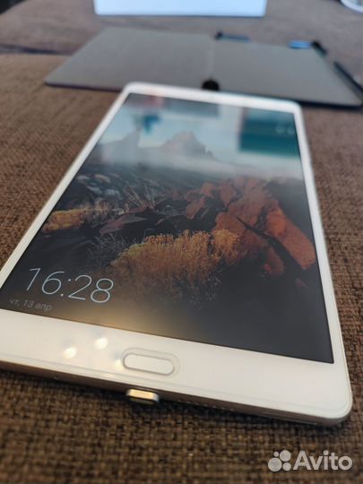 Планшет huawei mediapad m3