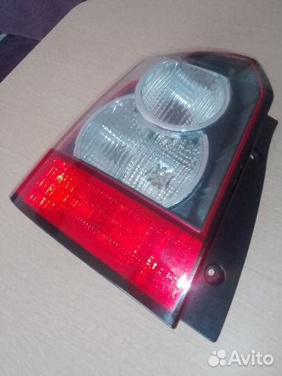 Фонарь задний левый на Land Rover Freelander 2