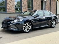 Toyota Camry 2.5 AT, 2018, 123 000 км, с пробегом, цена 2 720 000 руб.