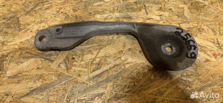 Реактивная тяга задней подвески BMW X5 E70 2008