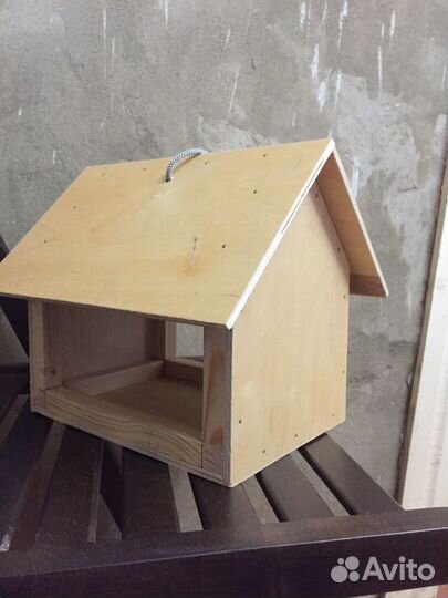 Кормушка для птиц