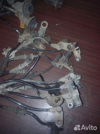 Мерседес w215 w220 датчик абс A 220 540 01 17