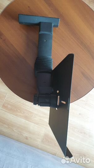 Подставка настенная для техники