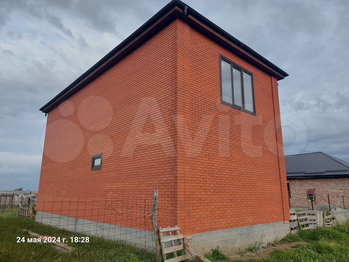 Дом 105 м² на участке 10 сот.