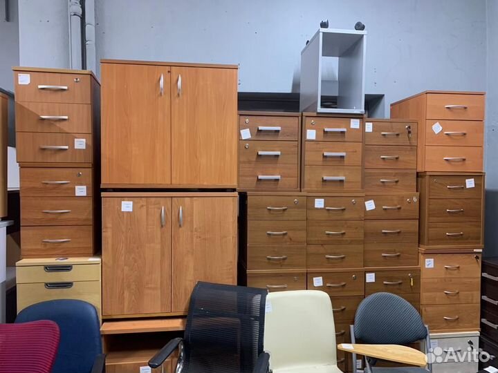 Тумба подкатная в наличии