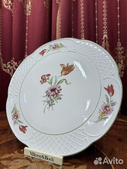 Тортница villeroy boch tulipe