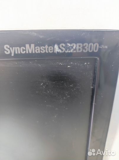 Монитор Samsung S22B300 21.5