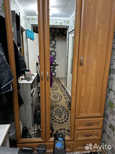 Шкаф для одежды бу