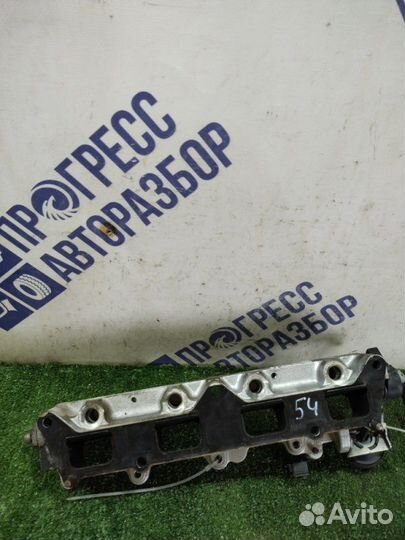 Топливная рампа Volkswagen Golf 5 хэтчбек 1.6 BAG