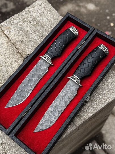 Нож из дамасской стали