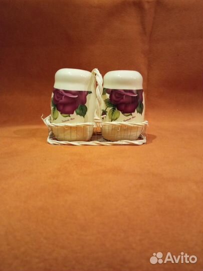 Набор для соли и перца