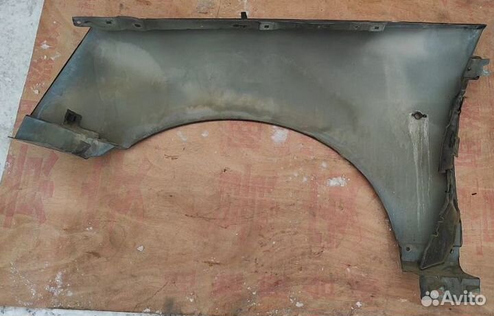 Крыло правое Cadillac SRX 1 04-09