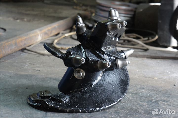 Резец скальный рбц-38. В наличии