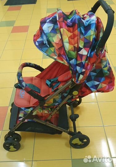 Коляска прогулочная Cosatto Woosh