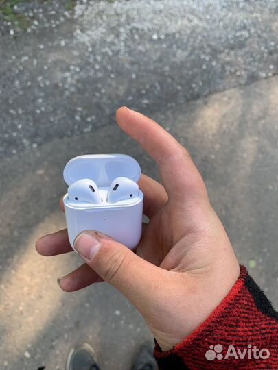 Airpods 1